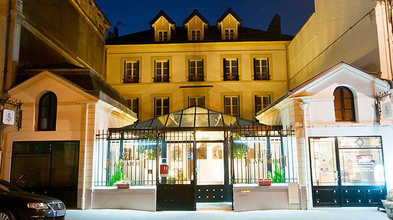 A photo of Hotel Jean Moët & Spa
