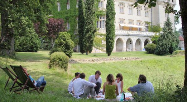 A photo of Full-Day Loire Valley, Châteaux and Vouvray Wine Tour from Tours or Amboise