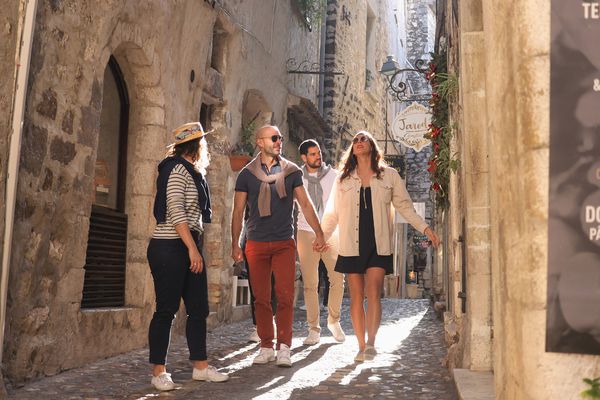 A photo of 5-hours Cannes, Antibes, Saint-Paul-de-Vence tour from Nice