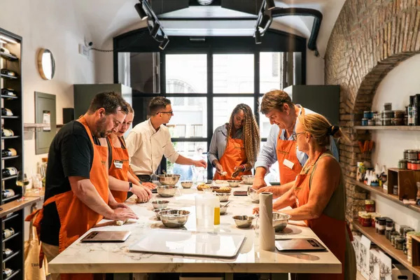 A photo of Italian Pizza, Supplì and Gelato Cooking Class with Wine by the Colosseum